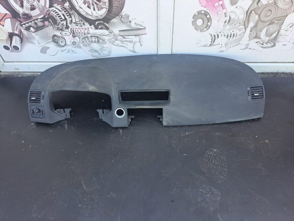 Plansa bord Volvo V50 2007 1.6 diesel