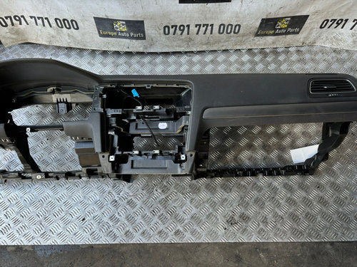 Plansa bord Vw Golf 7 1.6 TDI 105cp / 77kw cod motor CLH ,transmisie automata, an 2013