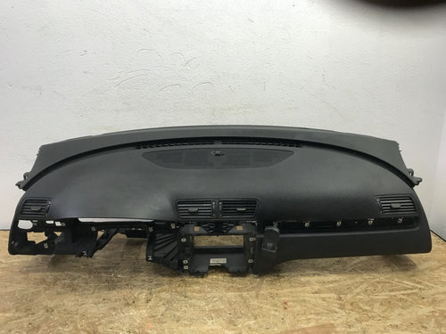Plansa bord VW Passat B6 R-Line 2.0 TDI CBBB, 4x4, Automat DSG combi 2010 (cod intern: 27805)