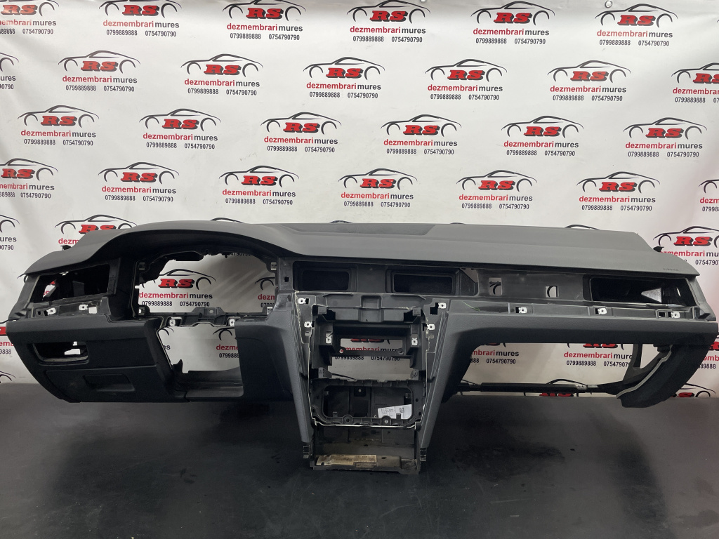 Plansa bord VW Passat B8 sedan 2016 (cod intern: 262449)
