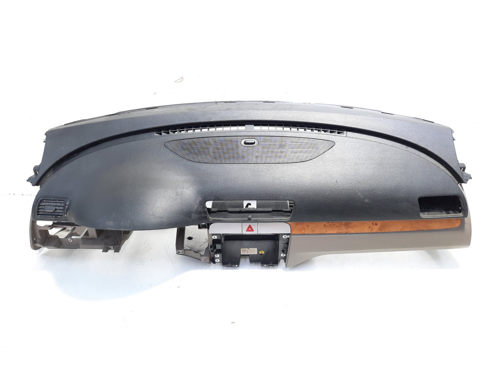 Plansa bord, Vw Passat Variant (3C5) (id:540260)