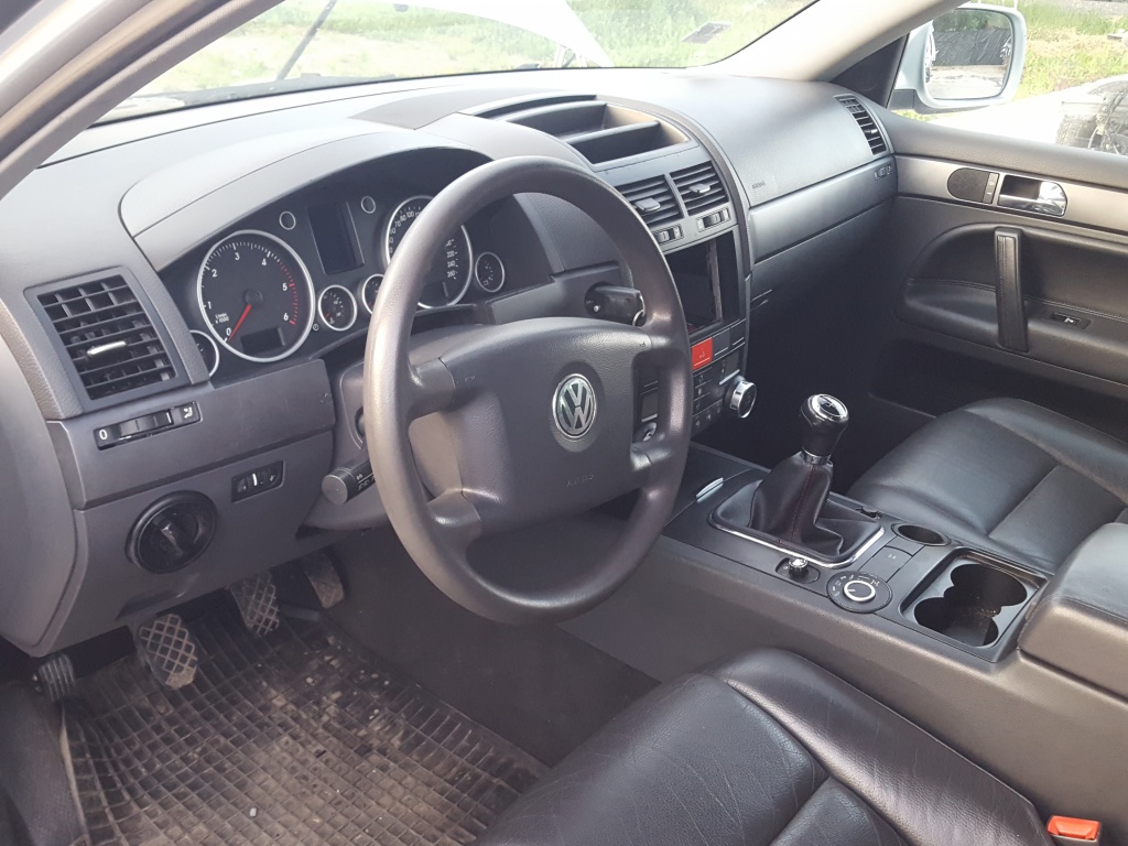 Plansa Bord Vw Touareg 2004-2010