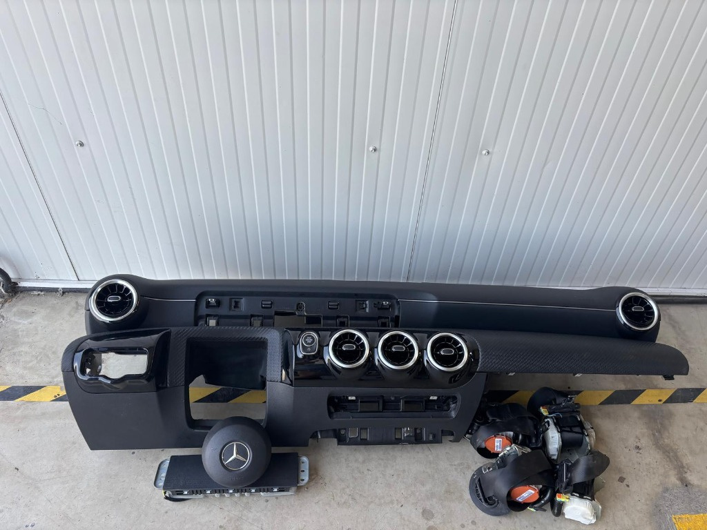 Plansa de bord+airbag-uri+centuri Mercedes A-class W177