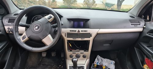 Plansa de bord cu set airbag Opel Astra H Facelift 2007 2008 2009 2010 2011