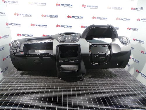 PLANSEU BORD DACIA DUSTER - - (2010 2013)