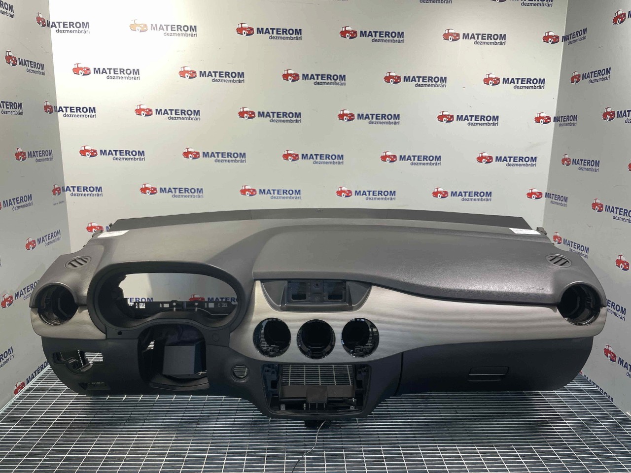 PLANSEU BORD MERCEDES B-CLASS B-CLASS - - (2011 2018)