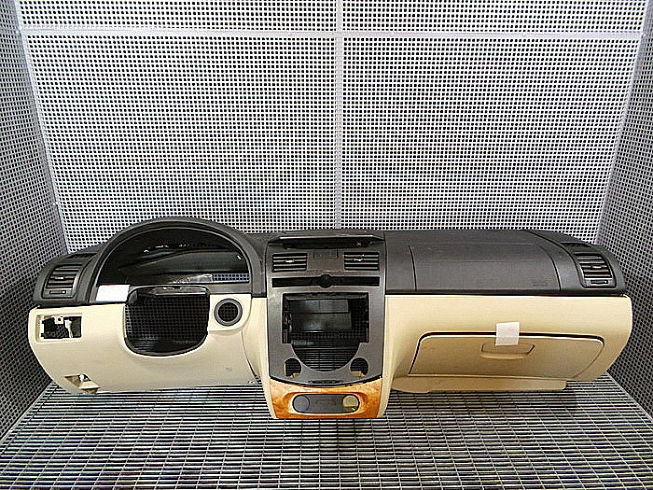 PLANSEU BORD SSANGYONG REXTON - - (2001 2006)