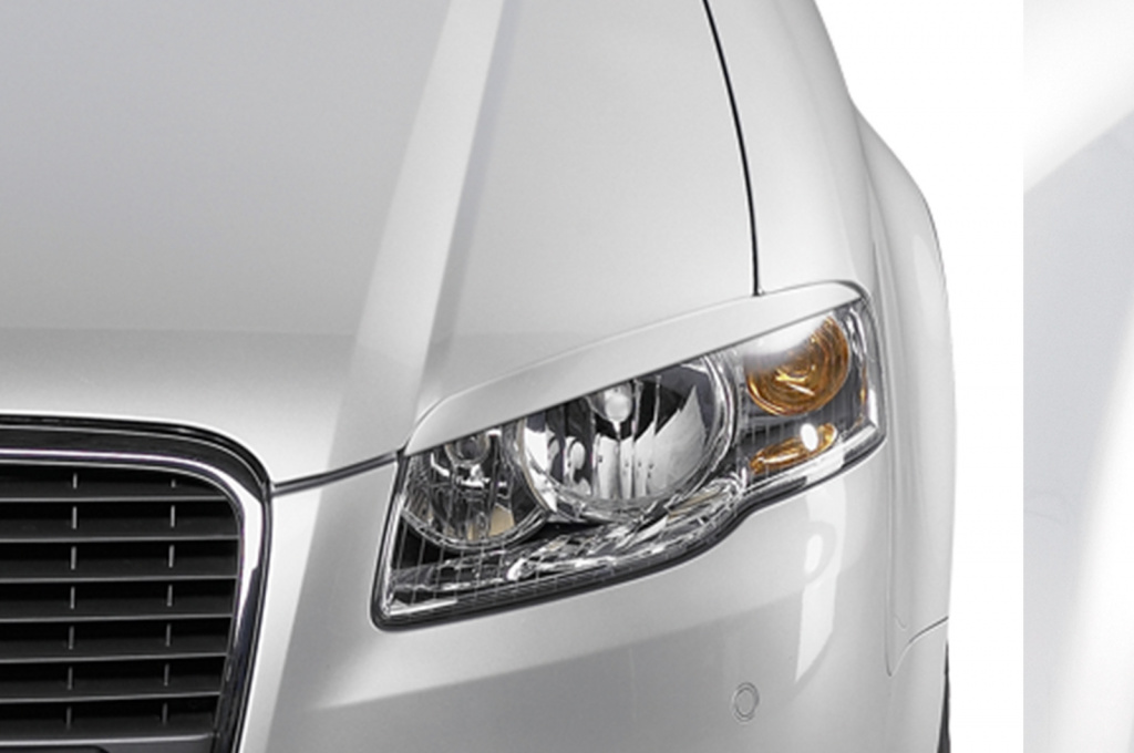 Pleoape faruri Audi A4 B7 SB041