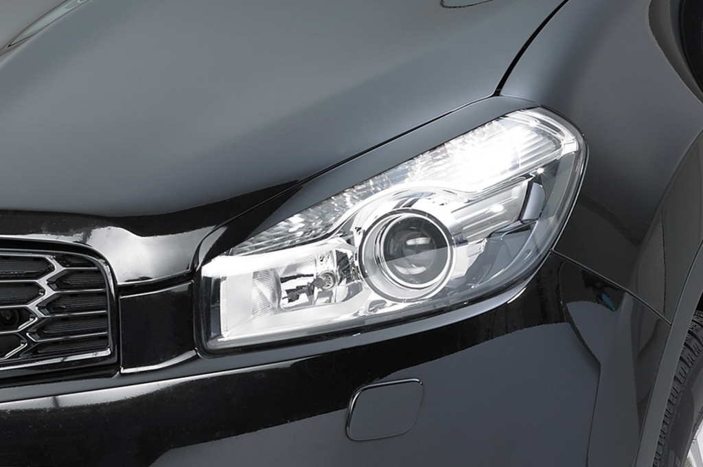 Pleoape faruri Nissan Qashqai SB155