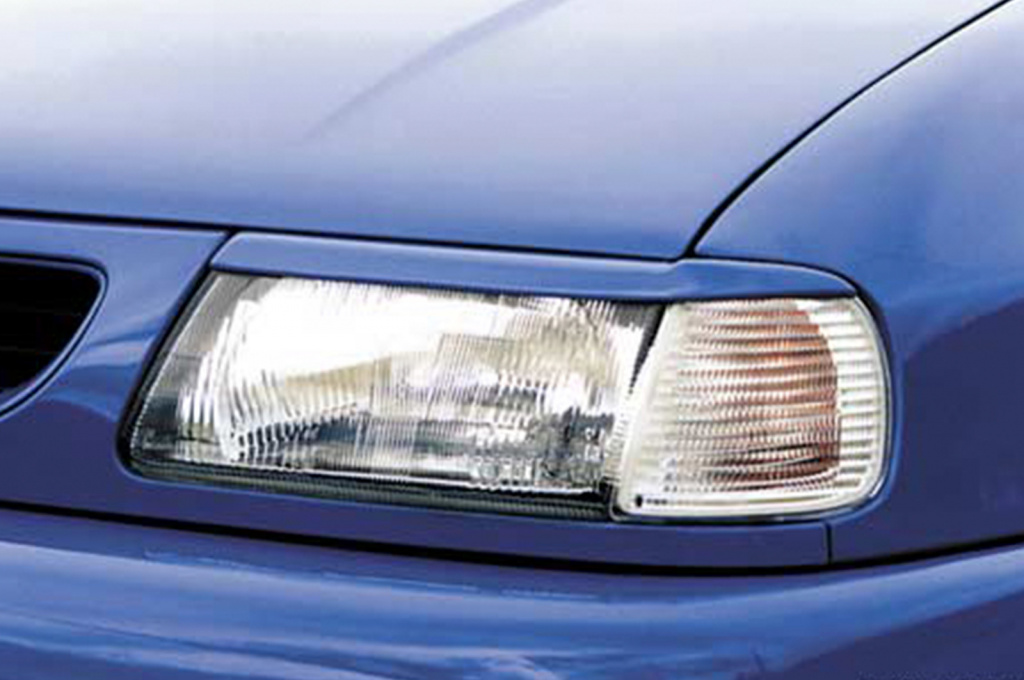 Pleoape Faruri pentru Seat Cordoba KC varianta sedan anii 1993-1999 SB019