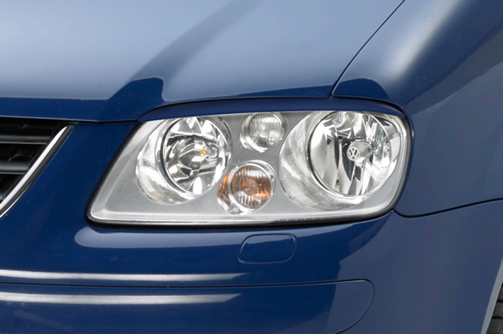 Pleoape Faruri pentru VW Caddy 2K varianta toate modelele anii 2003-2010 SB168