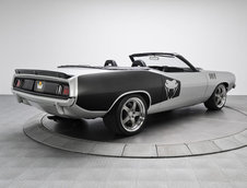 Plymouth Cuda cu piese de Dodge Viper