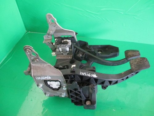 POD PEDALIER COD 13228169 OPEL INSIGNIA A FAB. 2008 – 2013 ( VOLAN DREAPTA ) ⭐⭐⭐⭐⭐