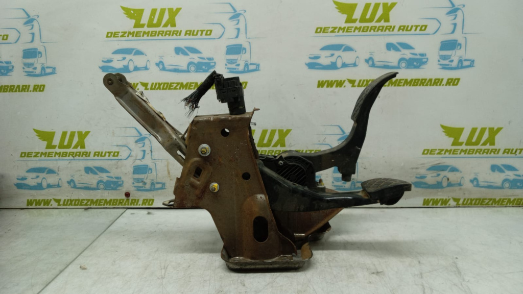 Pod pedalier pedale 6q1721115h Volkswagen VW Polo 4 9N [2001 - 2005]