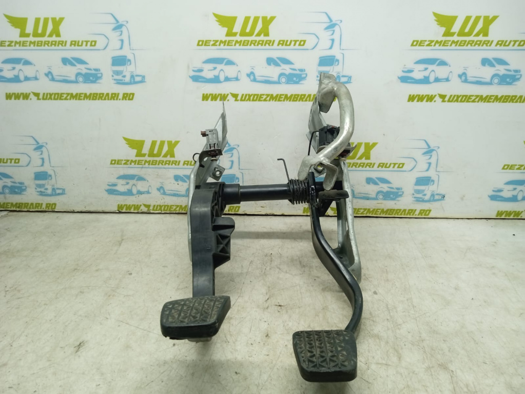 Pod pedalier pedale Saab 9-3 2 [2002 - 2007] 2.2 d D223L
