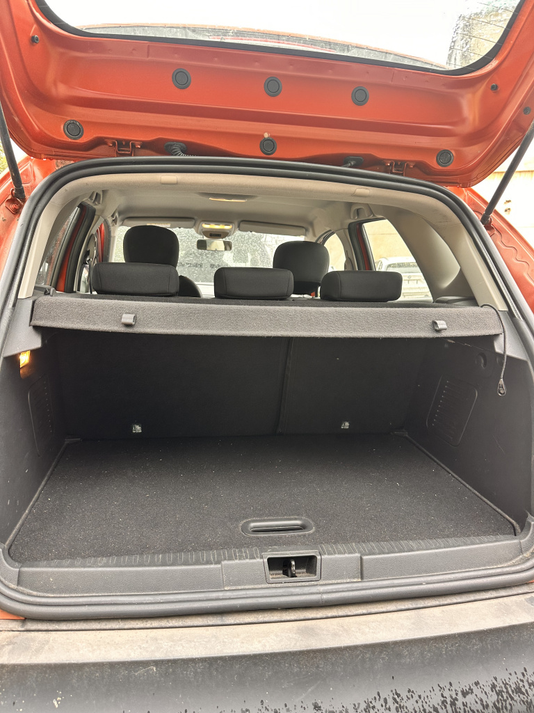 Polita portbagaj Renault Captur 0.9 Benzina 2016, -