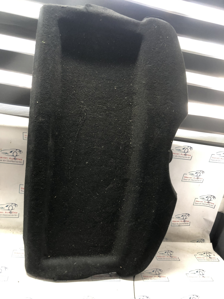 Polita portbagaj Seat Toledo - Motorina 2014, MIC DEFECT