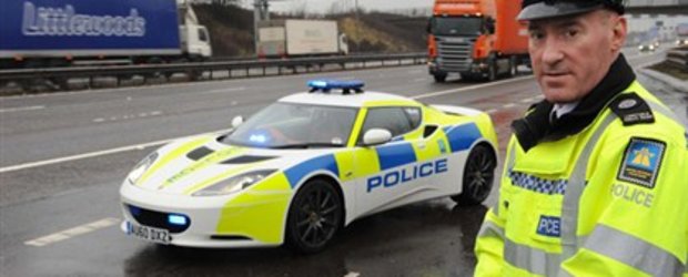 Politia din Anglia a primit o masina Lotus Evora