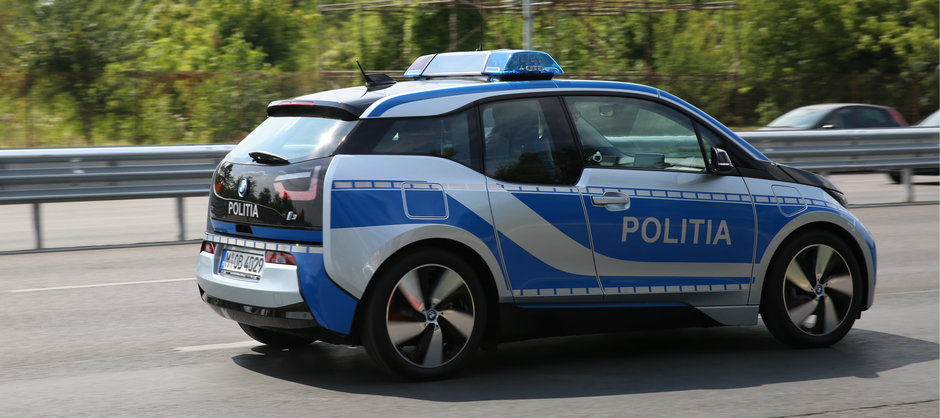 Politia Romana foloseste de azi o autospeciala electrica, un BMW i3 Politia Romana foloseste de azi o autospeciala electrica, un BMW i3