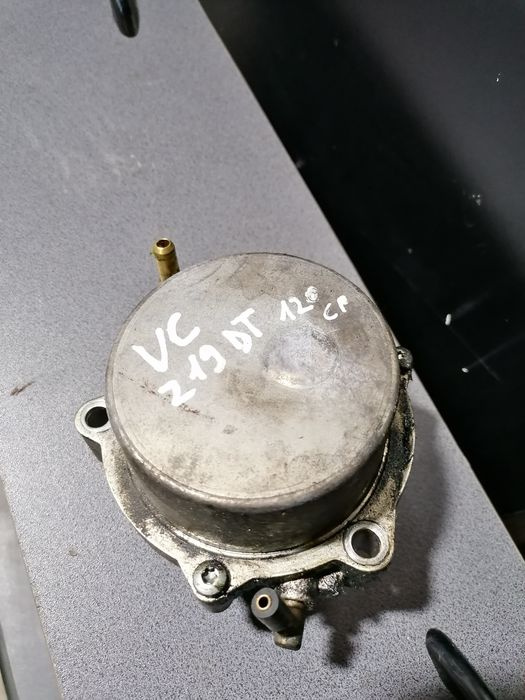 Pompă vacuum Opel Vectra C Signum 1.9 cdti 120 cp Z19DT