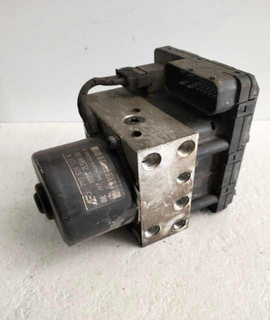 Pompa ABS 1J0614117D / 100204-02074 / 1J0907379P Volkswagen VW Golf 4 [1997 - 2006]