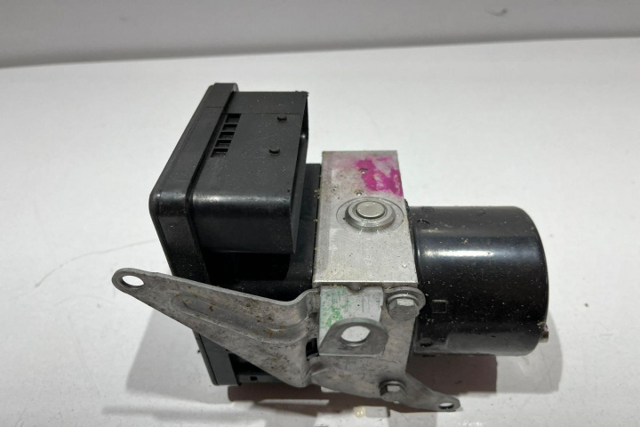 Pompa abs 2.0 tdi 34526776056 BMW Seria 3 E90 [2004 - 2010]