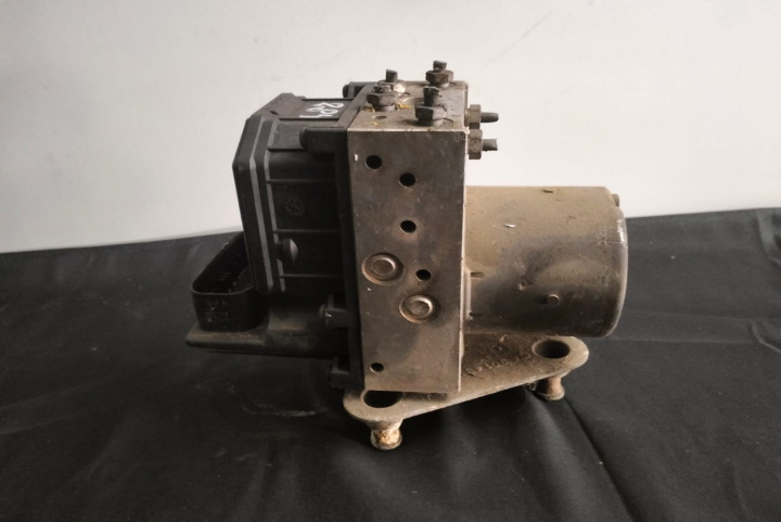 Pompa ABS 2.2 CDI A0004461289 Mercedes-Benz Vito W638 [1996 - 2003]