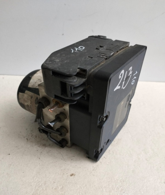 Pompa Abs 2M51-2M110-EB / 10092501103 / 10.0925-0110.3 / 10.0204-0377.4 / 10020403774 2M512M110EB Ford Focus [facelift] [2001 - 2007]