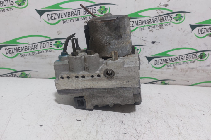 Pompa ABS 701 611 111 D Volkswagen VW Transporter T4 [1990 - 2003] Minivan 4-usi 2.5 TDI Syncro MT (102 hp)