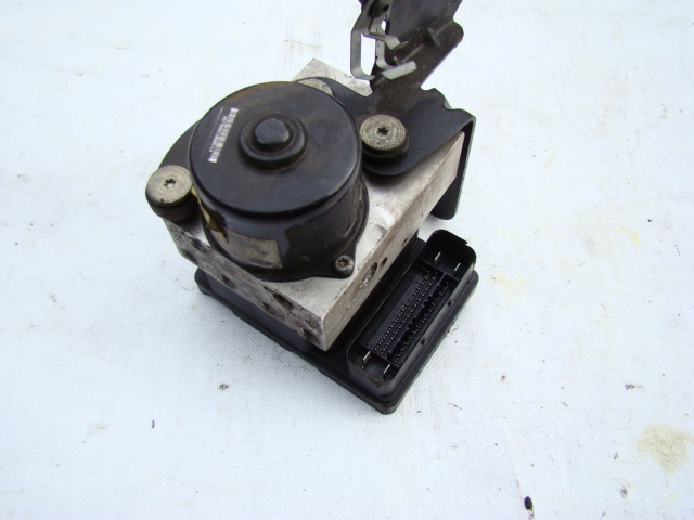 Pompa ABS ATE FORD FOCUS 10 0925 0111 3 / 10092501113 / 5WK8 4040 / 5WK84040 / 2M51 2C285 AC / 2M512C285AC / 10 0204 0378 4 / 10020403784 / 0589 / KK10 0925 0111 3 / 10092501113 / 5WK8 4040 / 5WK84040 / 2M51 2C285 AC / 2M512C285AC / 10 0204 0378 4 /