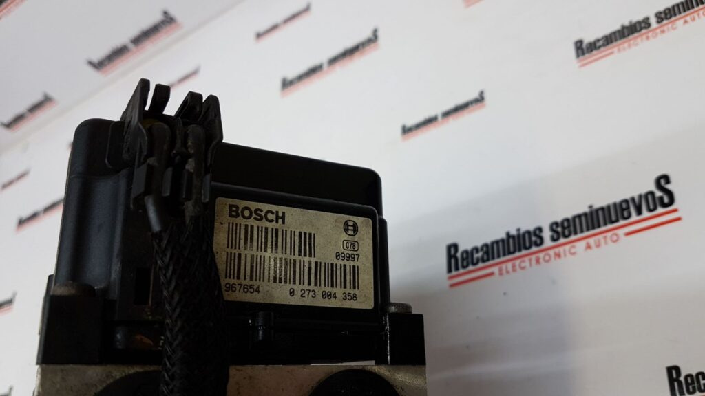 Pompa ABS BOSCH AUDI A4 0 265 220 526 / 0265220526 / 31254837 AC / 31254837AC / 0 273 004 358 / 0273004358 / KKK0 265 220 526 / 0265220526 / 31254837 AC / 31254837AC / 0 273 004 358 / 0273004358 / KKK