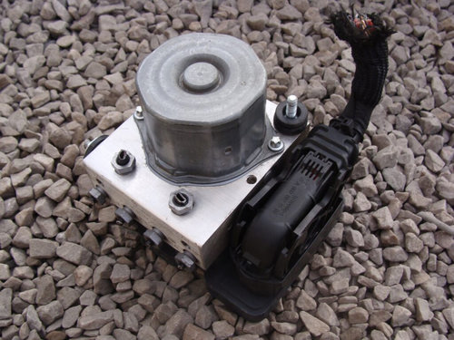 Pompa ABS BOSCH MERCEDES-BENZ GLA 0 265 255 637 / 0265255637 / A000 431 26 00 / A0004312600 / 226510...