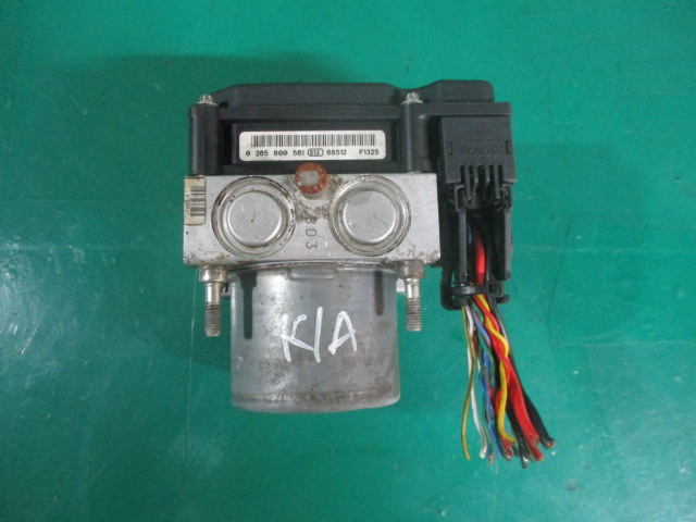POMPA ABS COD 0265800561 / 0265231808 KIA SORENTO 1 4x4 FAB. 2002 – 2009 ⭐⭐⭐⭐⭐