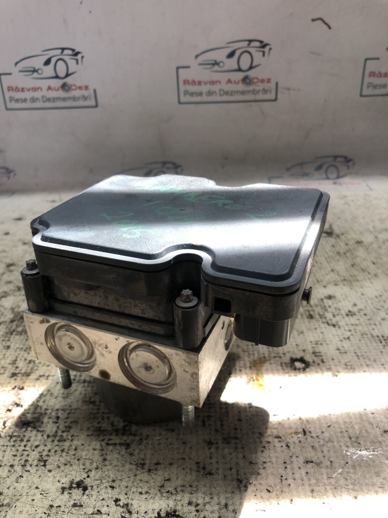 Pompa abs Dacia Sandero 1.0 Benzina 2015, 476603249R