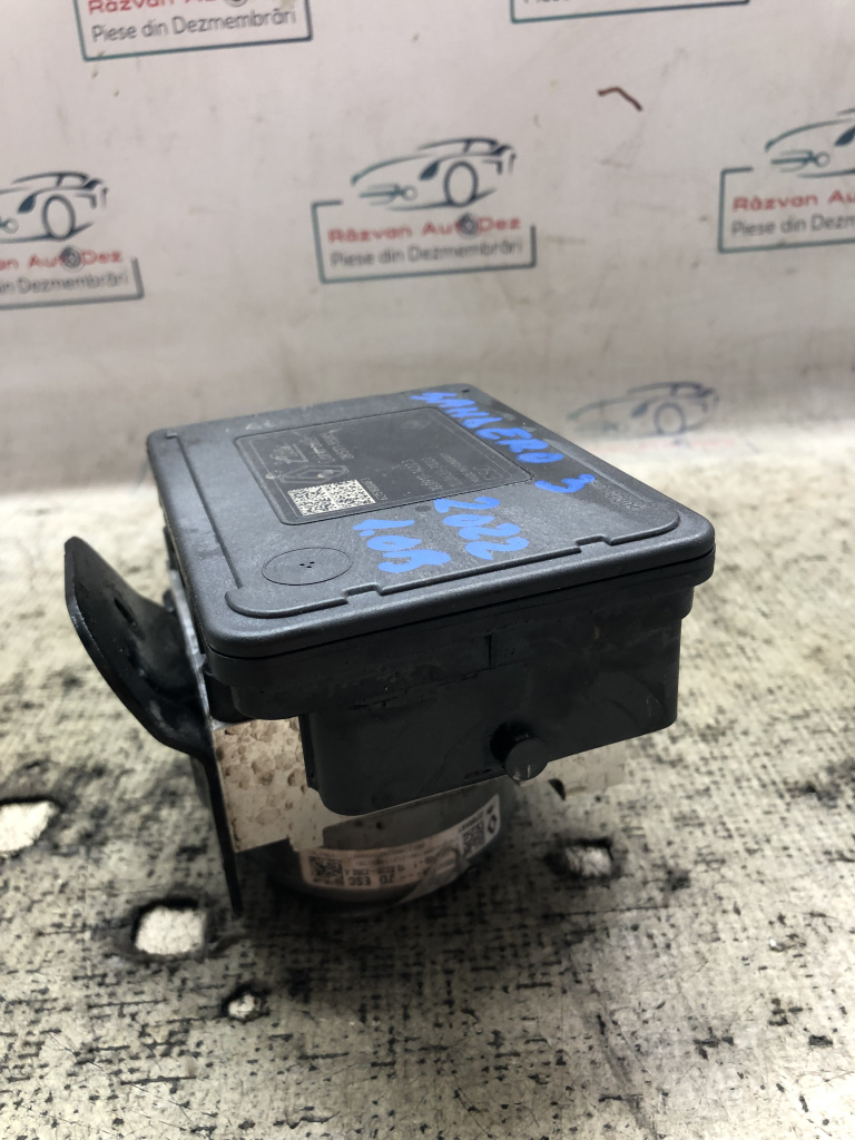 Pompa abs Dacia Sandero 3 1.0 Benzina 2022, 476604105R