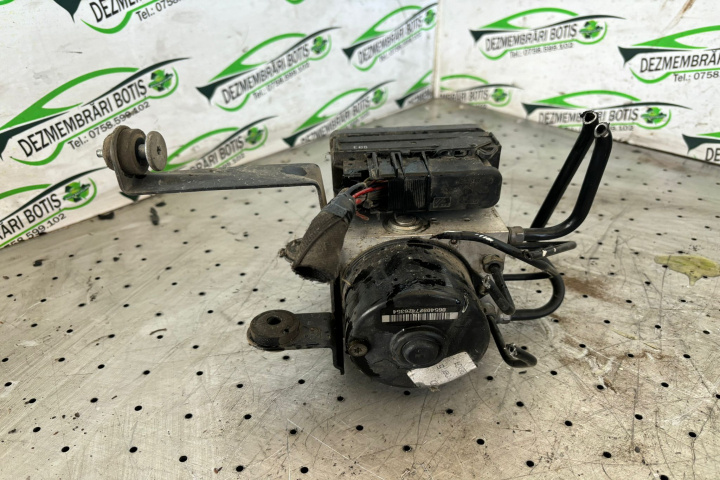 Pompa ABS Ford Focus 2 [2004 - 2008] wagon 5-usi 1.6 TDCi MT (90 hp)