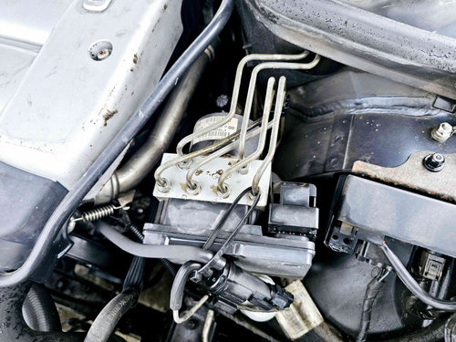 Pompa ABS Mercedes Clasa C (W203) [Fabr 2000-2007] A2034310812 A2095452532 2.2 CDI 611962 85KW / 115...