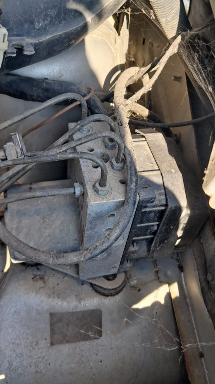 Pompa ABS Mercedes Vito W638 an fabricatie 2002 cod A0004464889