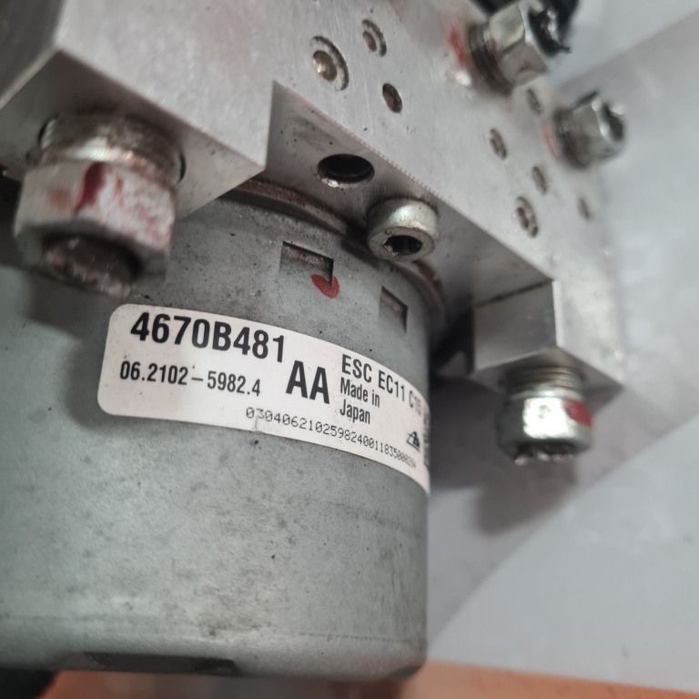 Pompa abs Mitsubishi Outlander 2 (2006->) 2.4 Hybrid 2019, 4670B481