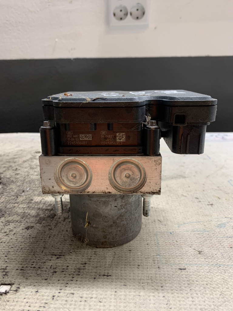 Pompa abs Peugeot 3008 1.2 Benzina 2017, 9821265780