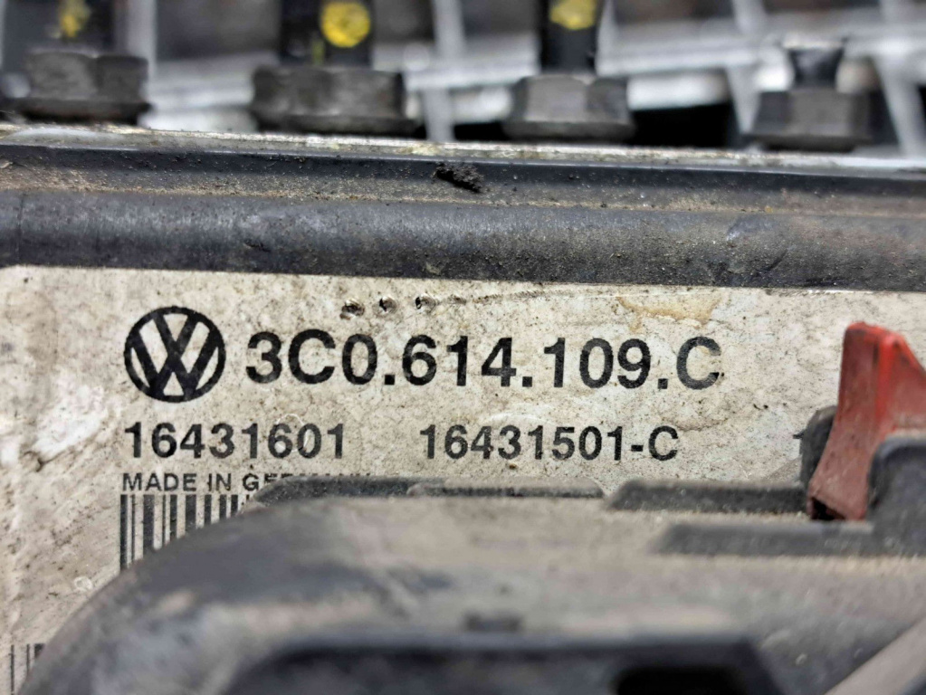 Pompa ABS Volkswagen Passat B6 (3C2) [Fabr 2005-2010] 3C0614109C 2.0 TDI BMR 125KW / 170CP 2.0 TDI BMR 125KW / 170CP
