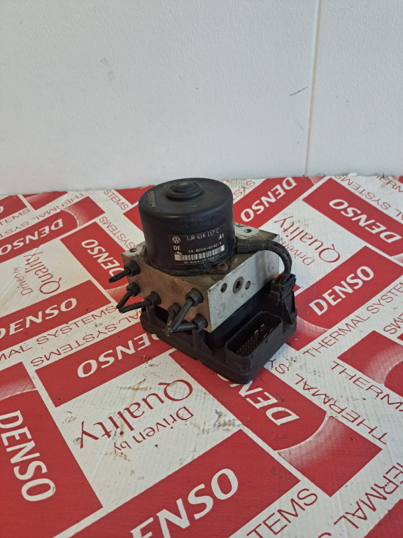 Pompa ABS , VW Golf 4 Bora 1.9 TDI COD - 1J0907379G 1J0614117C