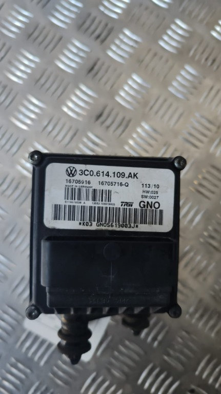 Pompa ABS Vw Passat B6 1.6 TDI ,combi, cod motor CAY ,transmisie manuala , an 2010 cod 3C0614109K