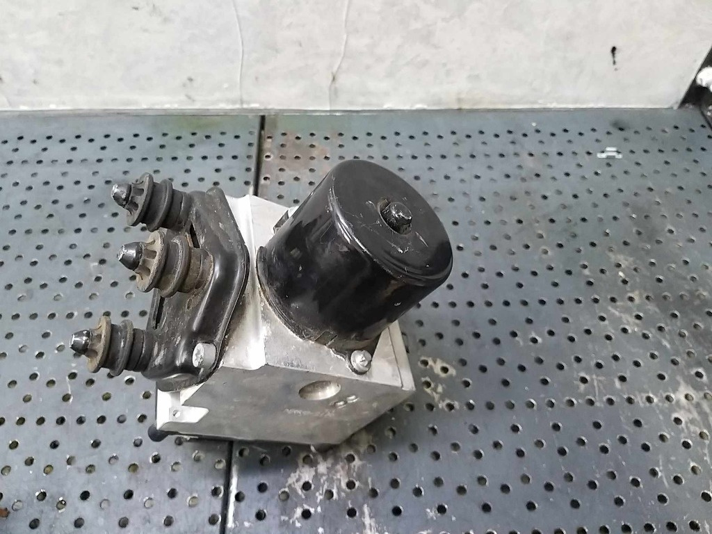 Pompa abs vw passat b6 3c0614095r 16027203 16027003b