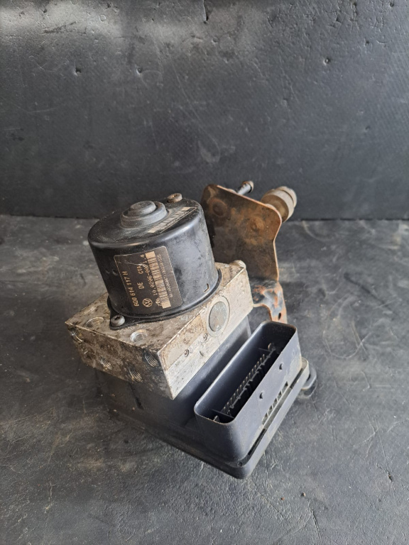 Pompa ABS VW Polo 9N - COD 6q0907379l 6q0614117h