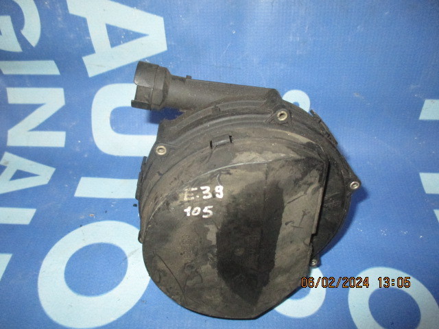 Pompa aer BMW E39 535i  v8 M62; 72216632