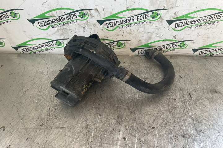 Pompa aer secundara 7.22166.00.0 BMW Seria 3 E46 [1997 - 2003] Sedan 4-usi 318i AT (118 hp)