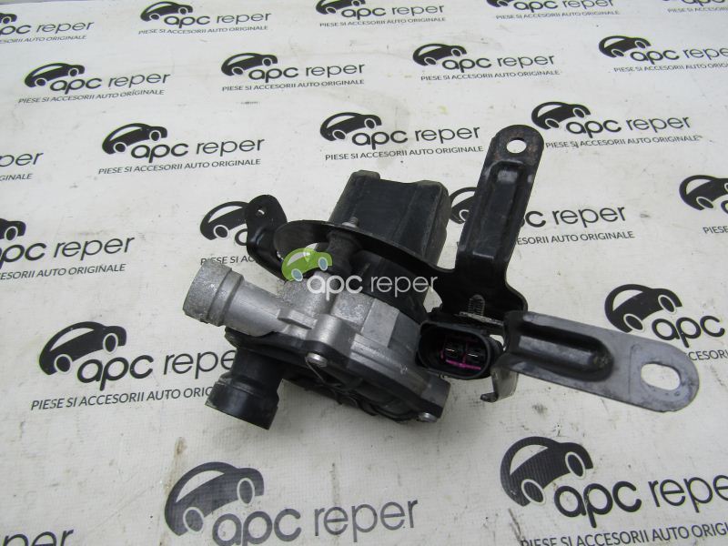 Pompa aer secundara Audi A5 8T 2014 cod 079959231C
