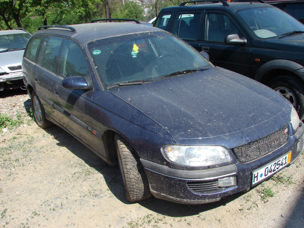 Pompa aer suplimentar Cod: 90493287 Opel Omega B [1994 - 1999] wagon 2.5 TD MT (131 hp) (21_ 22_ 23_)