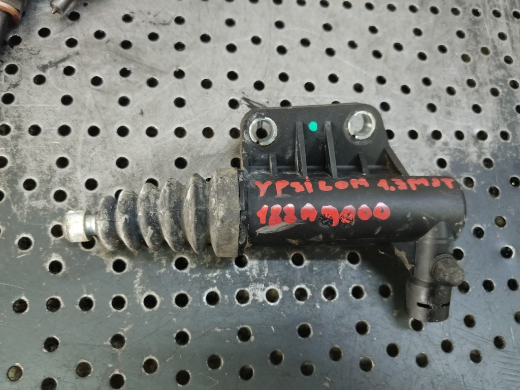 Pompa ambreiaj 1.3 d multijet 188a9000 lancia ypsilon fiat punto doblo panda